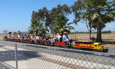 miniature trains for amusement parks